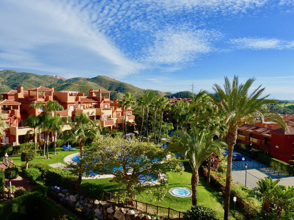Jardines y piscinas de La Reserva de Marbella